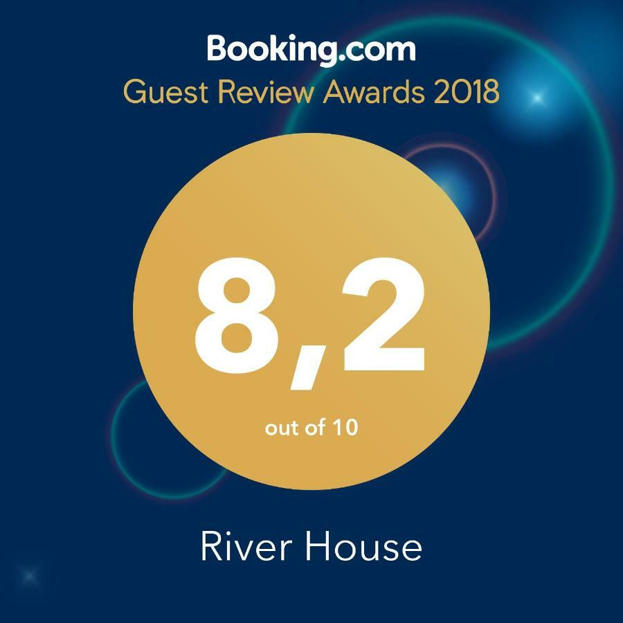 River House Fiumicino Luaran gambar